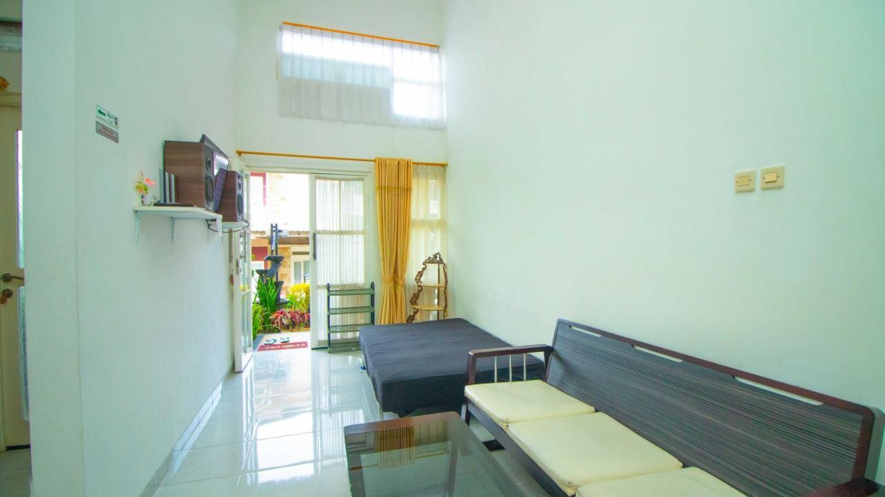 Villa El Nino 5 Bedroom Dengan Rooftop Mountain View Batu  Exterior photo